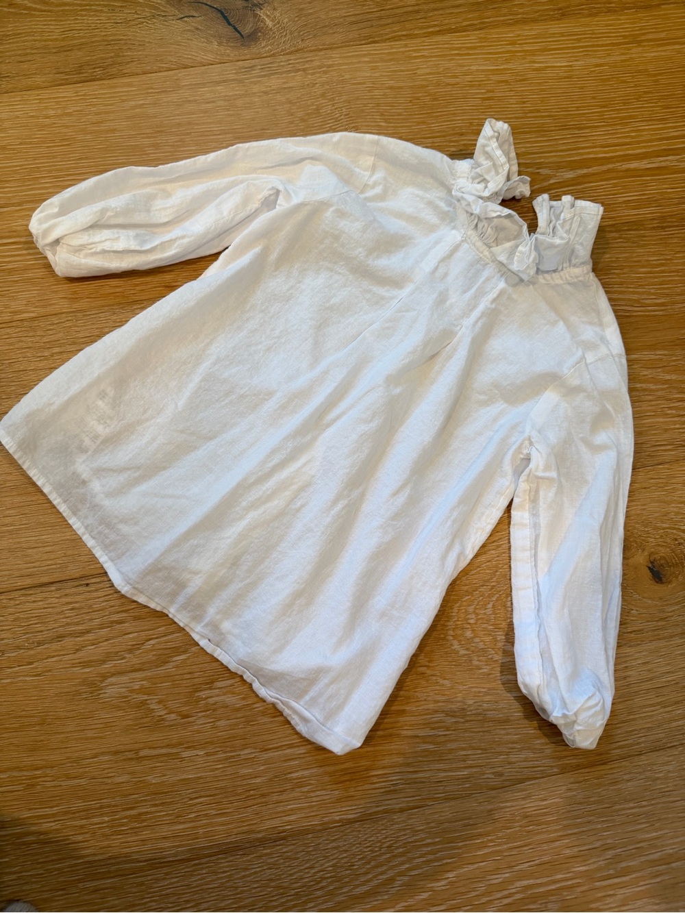 Tutto Piccolo • White Ruffle Blouse